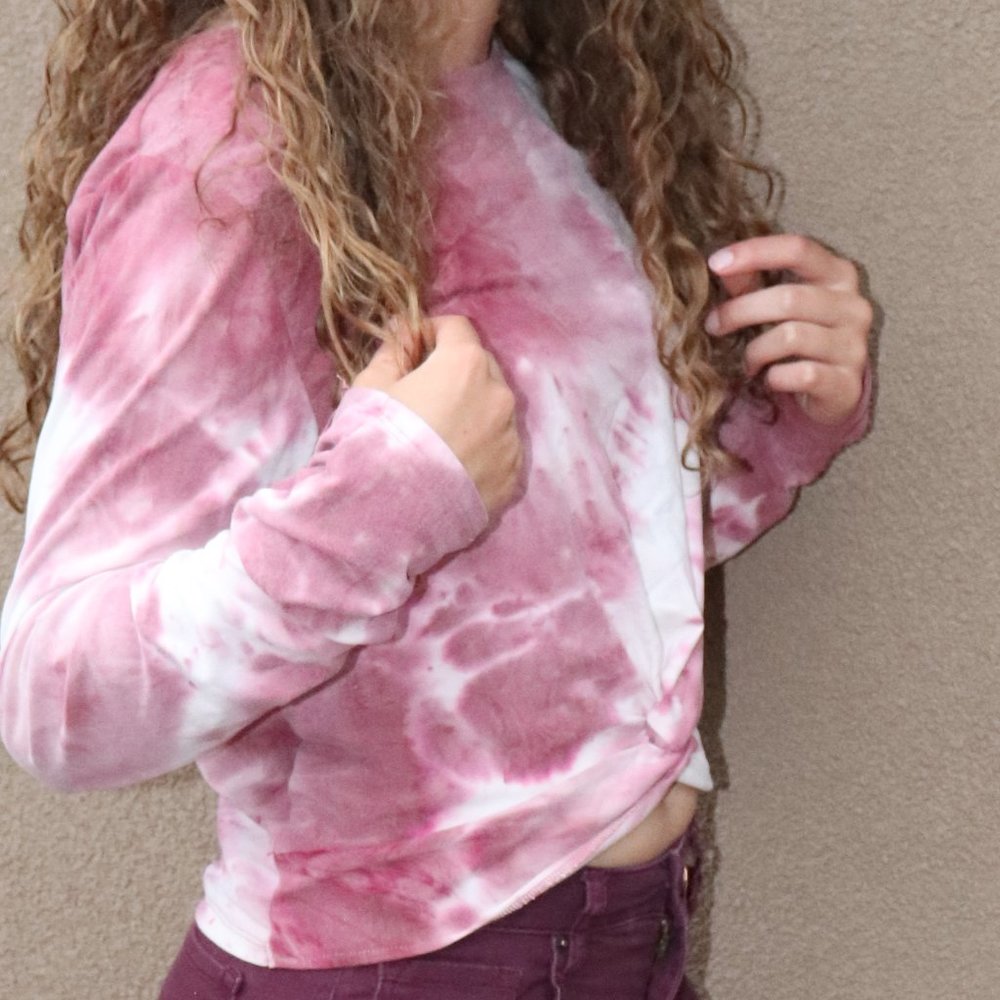 Long sleeve shirt -tuck in front